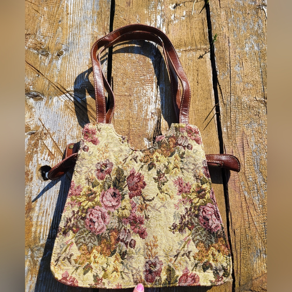 "Tapestry + Floral" Urban Outfitters Vintage Floral Look Shoulder Bag - Picture 3 of 3